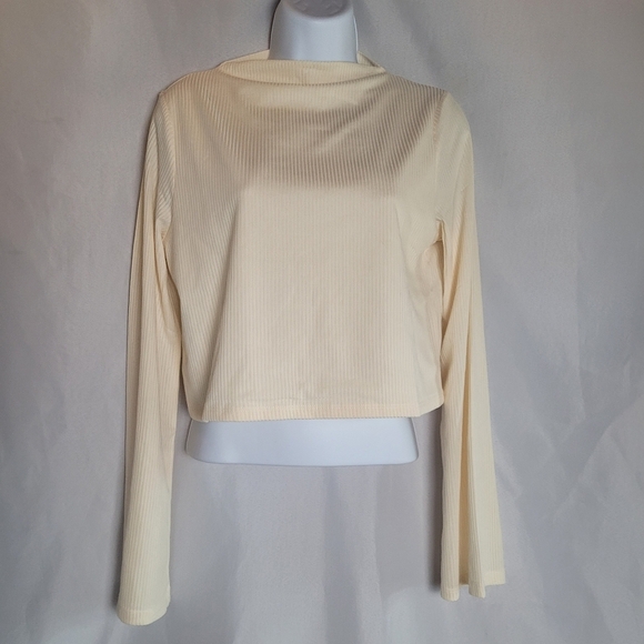 NWT Band Of The Free Cream Ribbed Long Sleeve Tie Back Blouse Women's Size M - Picture 1 of 12